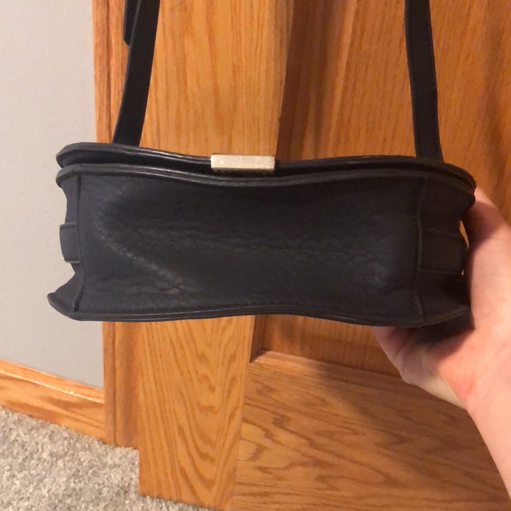 Charming Charlie Navy Blue Shoulder Bag - Picture 5 of 9
